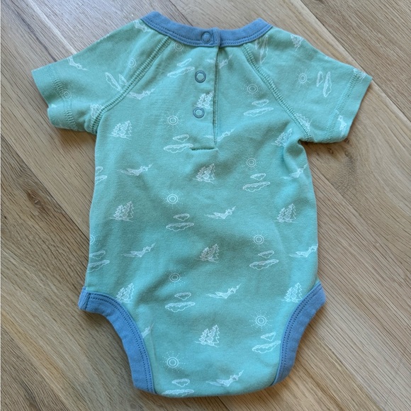 Disney • Too Cute For This Planet Onesie • 6-9 Months - Picture 2 of 3